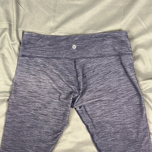 Lululemon Wunder Under Leggings | Size 8 - Picture 4 of 4
